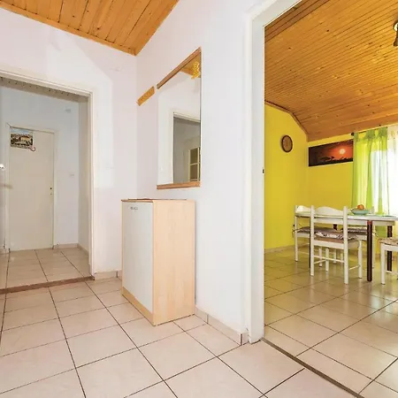 Lovely Apartment In Zaton With Wifi Zaton (Sibenik-Knin)