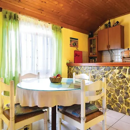 Apartment Lovely Apartment In Zaton With Wifi *